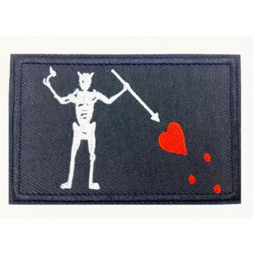 Parche bandera pirata.